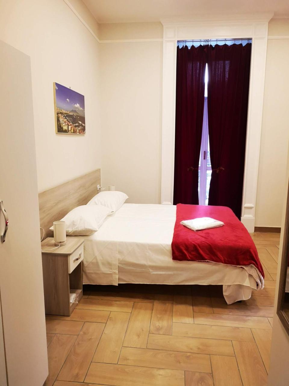 Dimora Ruggiero Hotel Napoli Ngoại thất bức ảnh